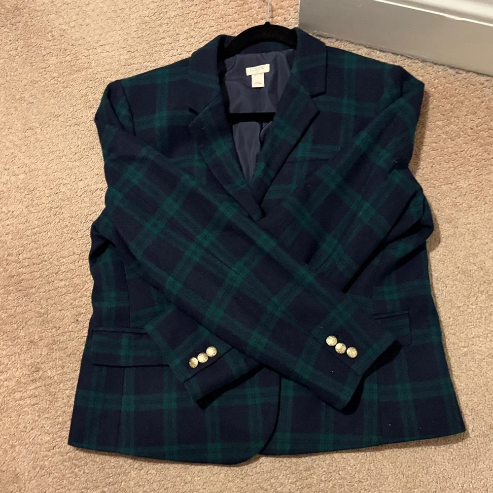 Rare!! J. Crew Black-watch (Black, Navy and Green) Plaid women’s wool Blazer. - Picture 9 of 9